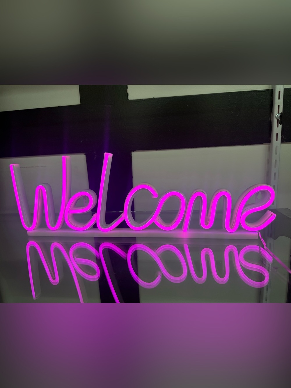 Neon 'Welcome' Sign - Purple  LED Home Accent